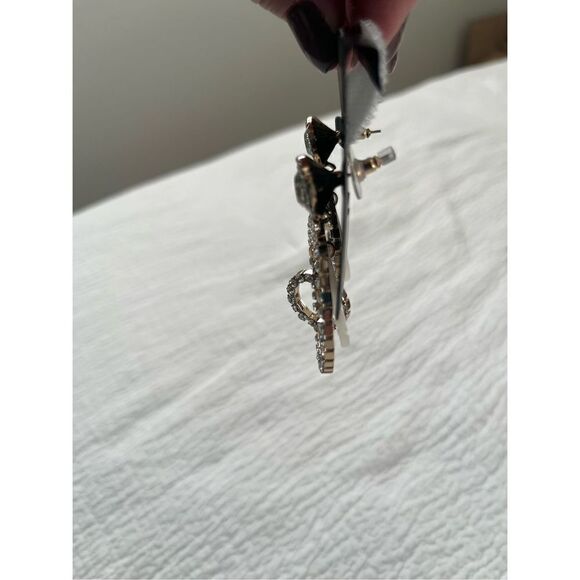 NWT Faux Diamond Rhinestone Drop Earrings - Picture 3 of 3